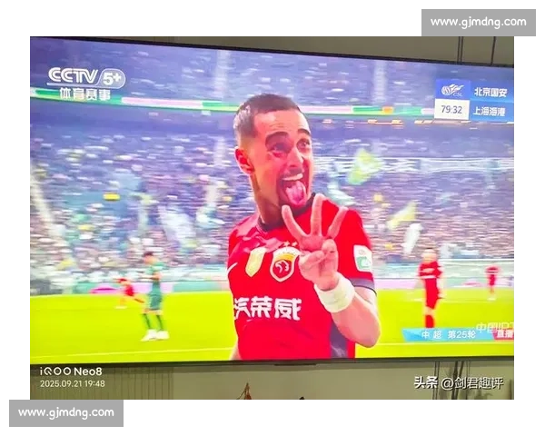 莱昂纳多瘸腿登大巴：海港争冠遇致命一击？